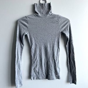 Hollister Basic Slim Long Sleeves T-shirt, XXS